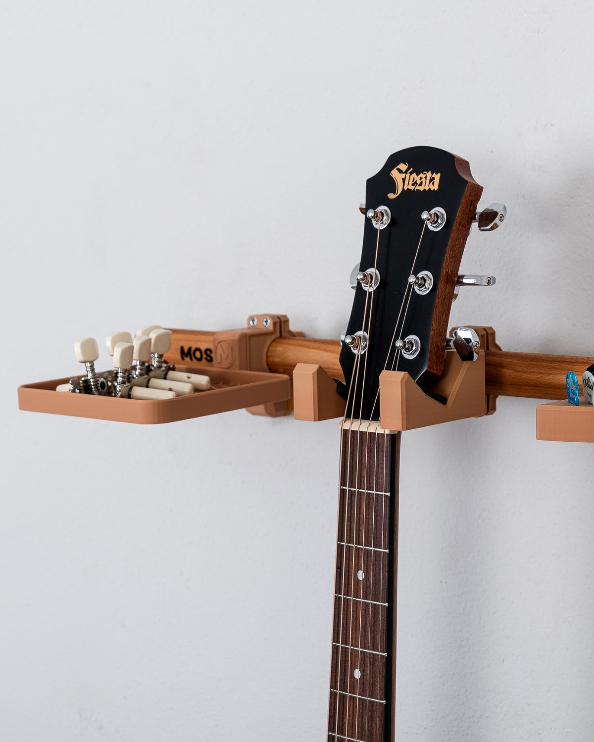 Gitarrenständer „Klassischer Gitarrist“