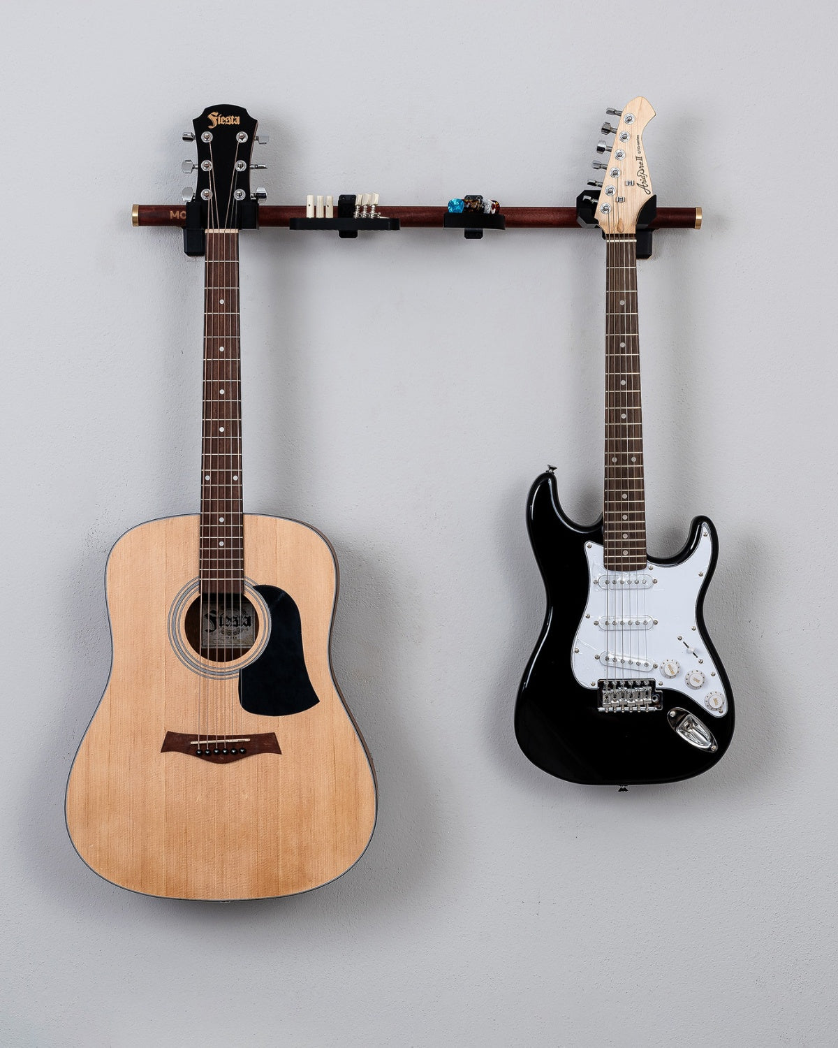 "The Organized Guitarist" Guitar Stand